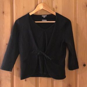 Sleeveless sweater with cardigan